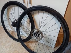 Silniční kola - Ultegra 11, Pevná osa, Disc brake,