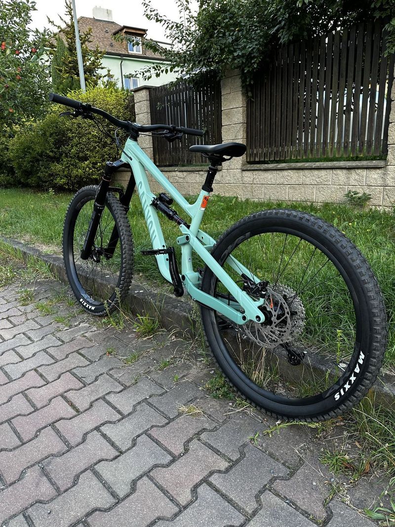 Kolo Canyon Torque Mullet vel L.