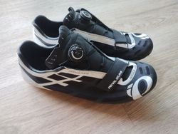 Tretry pearl izumi P.R.O. Leader