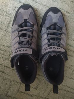 cyklo turistické tretry Axon Trapper