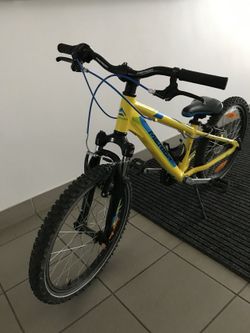 Prodám dětské lehké sportovní kolo merida matts j.20”