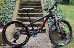 Kona Honzo 24 dětské kolo upgrade