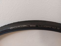 Schwalbe Lugano 2 drát + duše