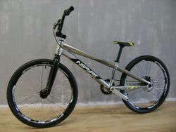 Inspyre Cruiser EVO - kola 24"