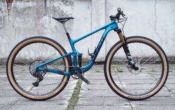 celoodpružené kolo 29" Giant Anthem Advanced Pro BERD/XX1 AXS 2021, vel. S (9,7 kg!)