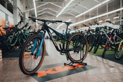 NOVÝ!!! Karbon KTM Scarp Prime, vel. M, 10,2kg - sleva 50.000,-!!!!!