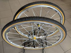 Zapletená kola Mavic Ksyrium SL - galuskové