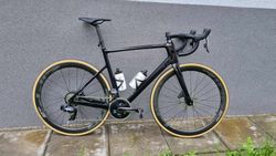 Van Rysel EDR SRAM FORCE AXS/Zipp 303s