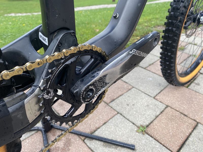 carbonove MTB Enduro Canyon Spectral CF 7.0 (2019) L 27,5