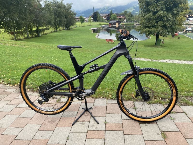 carbonove MTB Enduro Canyon Spectral CF 7.0 (2019) L 27,5