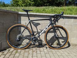 Felt FR Disc Sram Red AXS, Zipp 303S, Quarq, 7 kg