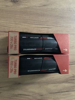 Pláště Specialized