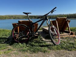 Celoodpružené Enduro kolo Morewood Sukuma