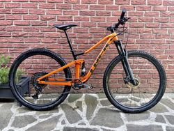 TREK Top Fuel 7 SX 2021 Factory Orange/Trek Black velikost S komplet SRAM SX 1x12