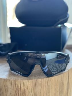 Oakley Jawbreaker High Resolution Collection black