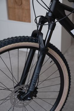 RockShox Judy TK R 100mm s PopLoc ovládáním z řidítek