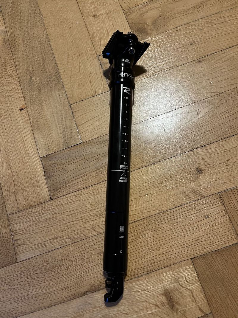 NOVÁ Race Face Aeffect-R Dropper Post 170 mm teleskopická sedlovka 30,9x465 mm