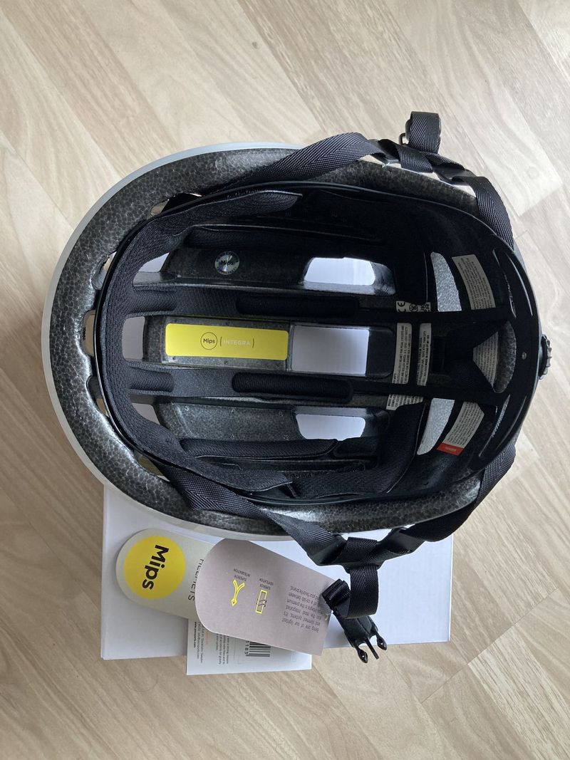 Helma POC Omne Air MIPS