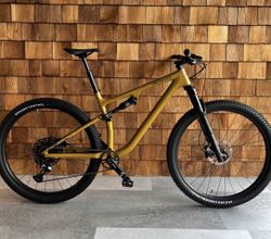 VYPRODEJ SPECIALIZED EPIC EVO Karbon 2023 L/XL - NOVY - ZARUKA - DPH