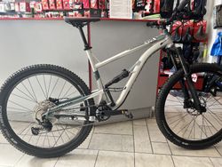 Kellys Thorx 10