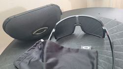 prodám nové Oakley Sutro S Prizm Grey - Sportovní brýle