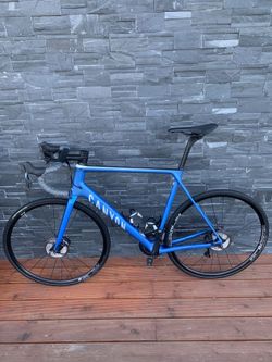Canyon Ultimate CF SL Ultegra Di2, disk