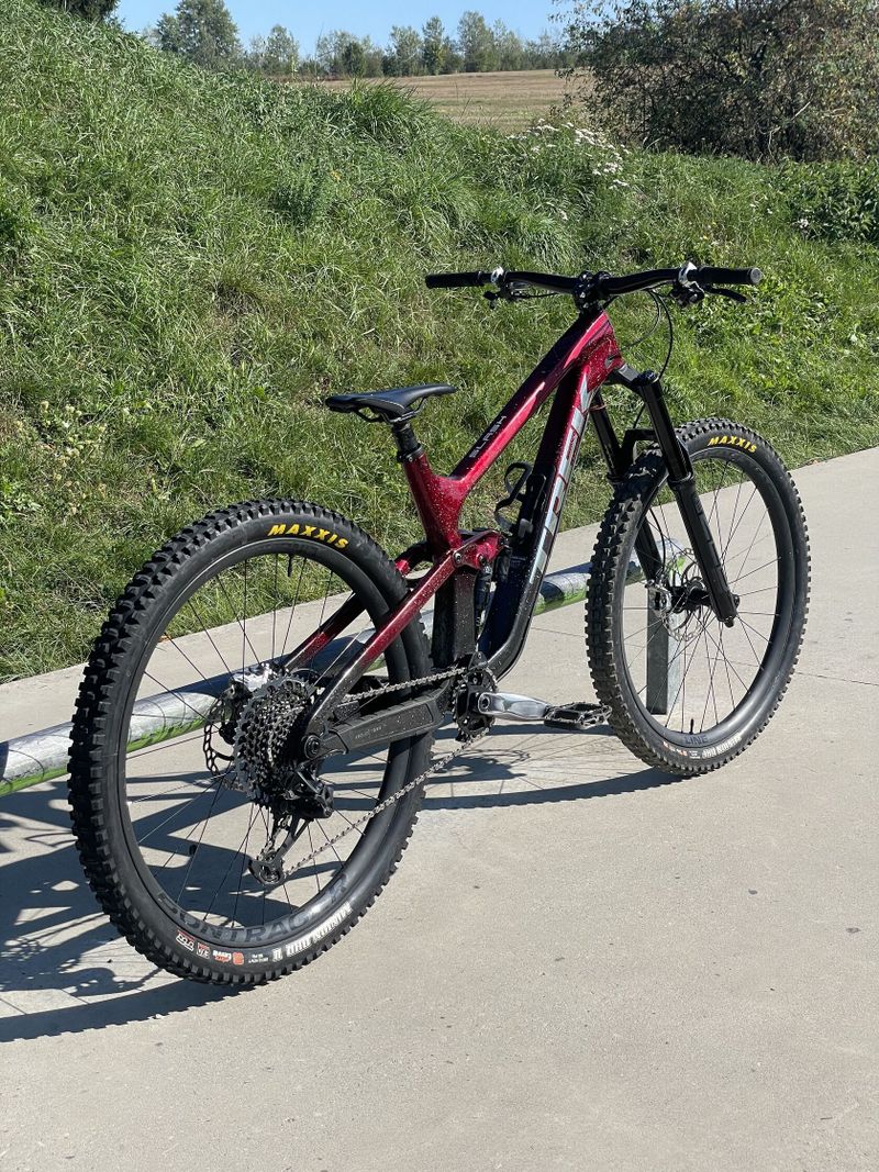 TREK SLASH 9.8 L