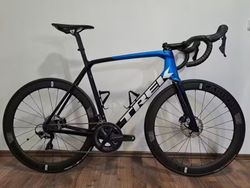 100km jeté silniční kolo Trek Emonda /vel. 60/karbonové kola /komplet Shimano Ultegra/ rám pro 183cm
