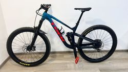 Trek Slash 7 2021 vel. ML (+ Charger 2.1 + Megneg + Cush Core + brzdy Shimano Zee)