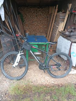 2021 RockRider st-100 27,5" Horské Kolo 5 000 Kč