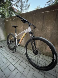 Kona Lava Dome 2023 (L)