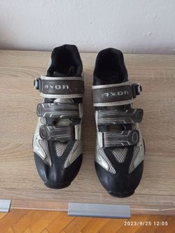 Pánské tretry Axon