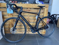 Prodám nové silniční kolo Bianchi Infinito XE 
