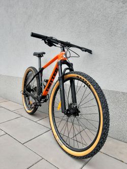 Karbonové horské jízdní kolo Twitter Predator Pro 29" BOOST Sleva z 37990,- na 31990,-