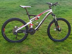 Specialized Camber Comp 26 2012