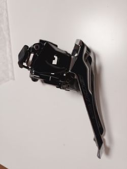 Presmykač Shimano 105 FD - R 7000 na objímku