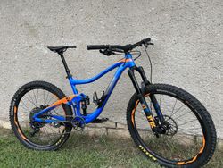 Giant Trance 1