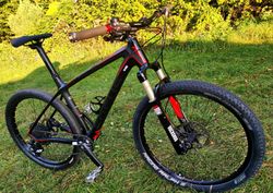 Focus Raven Carbon 27,5 " vel.M