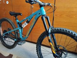 SANTA CRUZ BRONSON