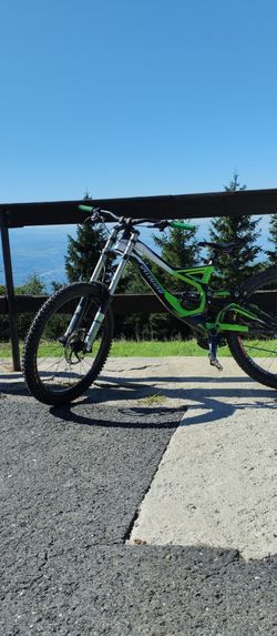 Specialized demo 8