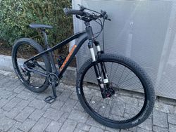 Orbea MX26 s vidlicí Rock Shox Sid