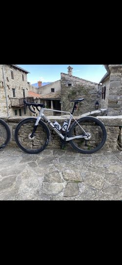 Superior X-ROAD Team Issue L 10/2021