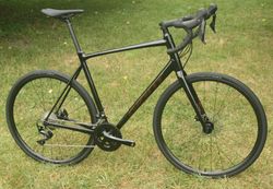 GIANT Contend AR 1 - velmi pohodlné silniční kolo se Shimano 105 – NOVÉ