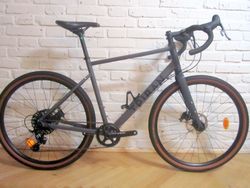 TRIBAN GRVL 520 na SRAM APEX, vel L. Zánovní