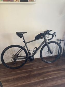Jako nové Specialized Diverge Base E5