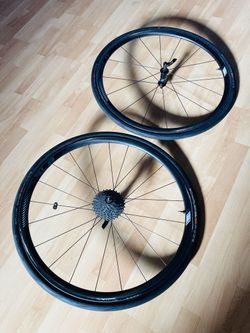 Zapletena kola Giant SLR1