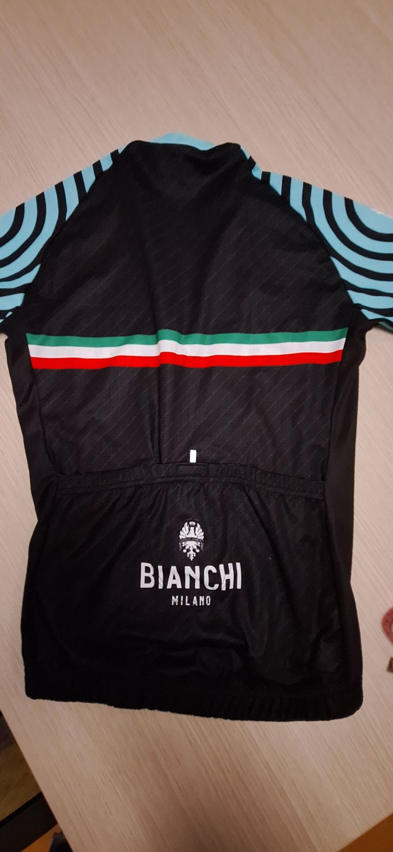 Krásné dámské Bianchi dresy - originál Itálie 