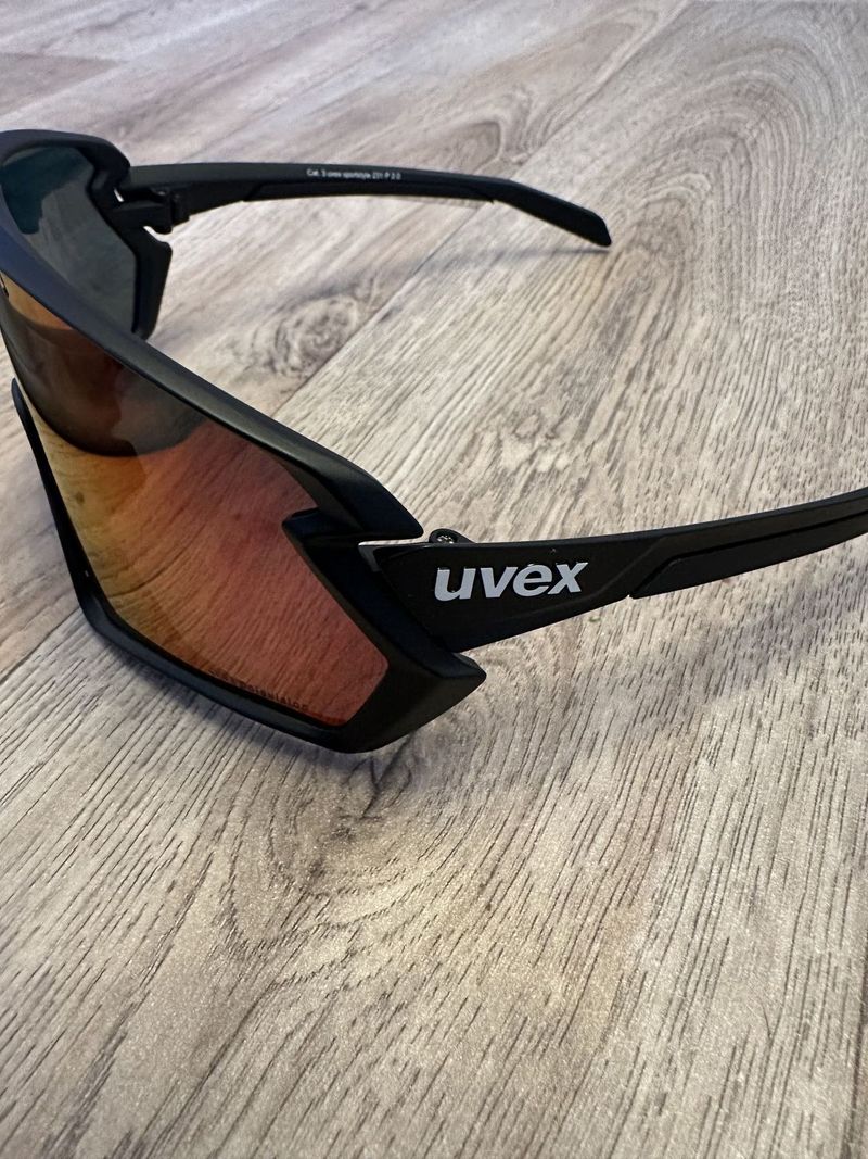 Sportovní brýle Uvex