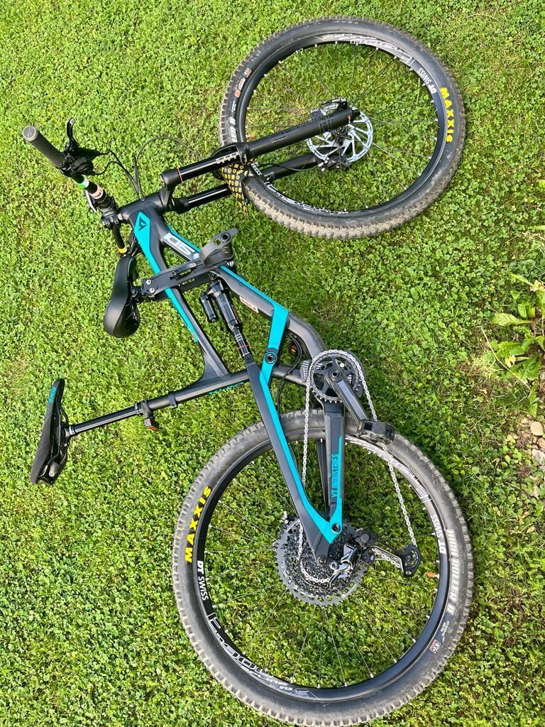 YT CAPRA 27