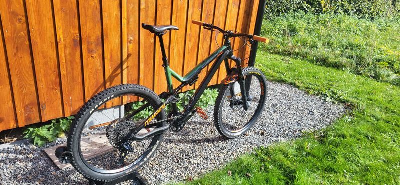 Commencal Meta AM V4.2 British Columbia